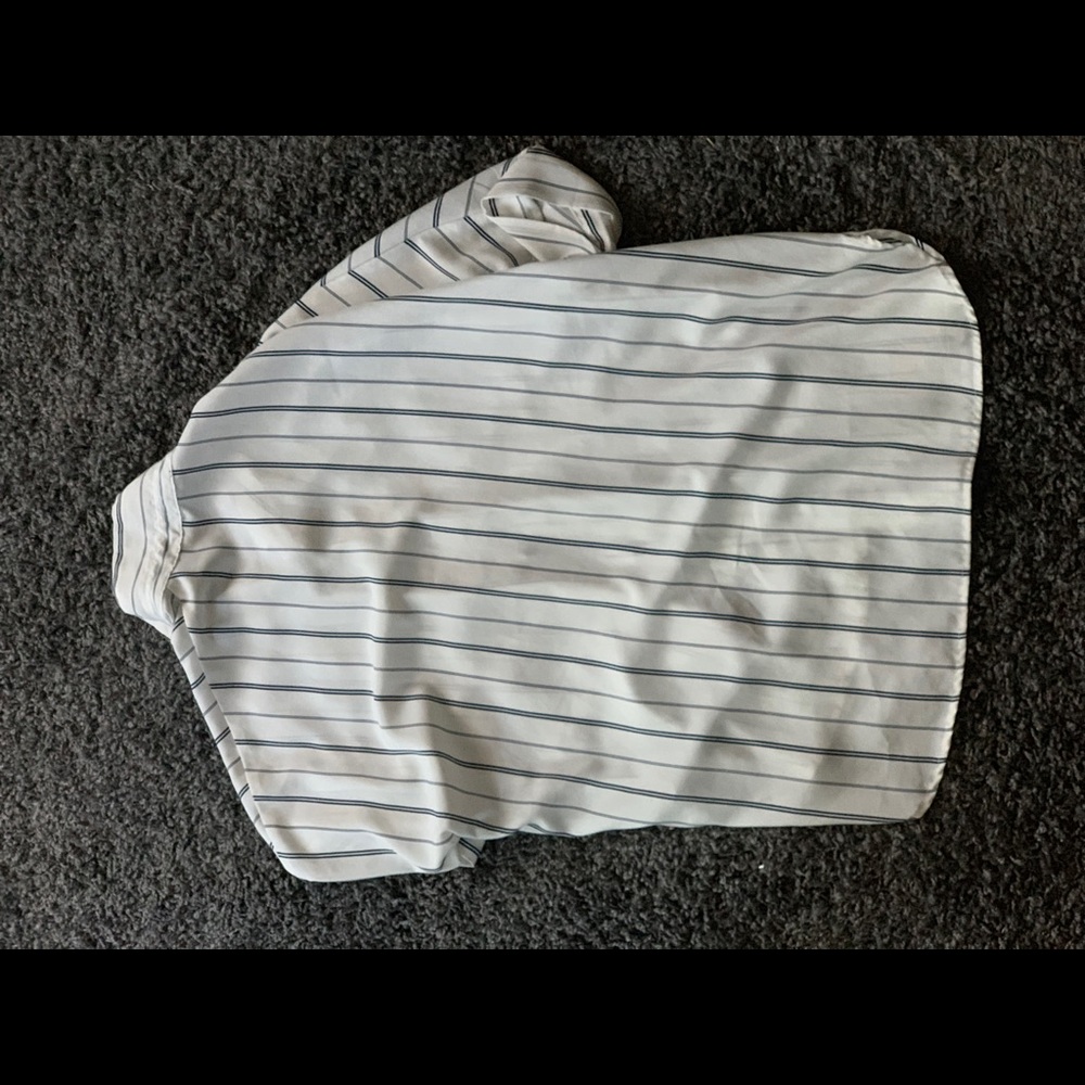 Button down top - Picture 3 of 3